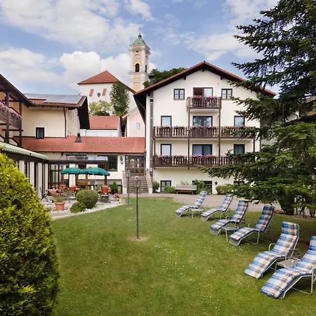 Hotell Graefliches Alte Post 4*