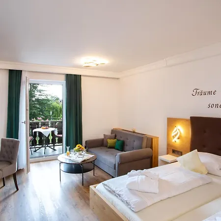 Graefliches Alte Post 4* 바트 비른바흐