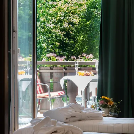 Hotel Graefliches Alte Post 4*